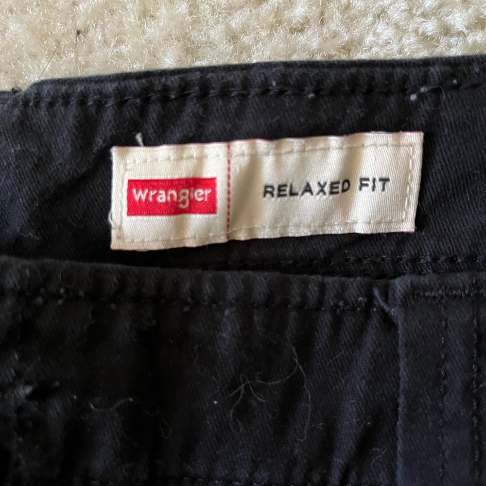 Wrangler relaxed fit pants w/ pockets